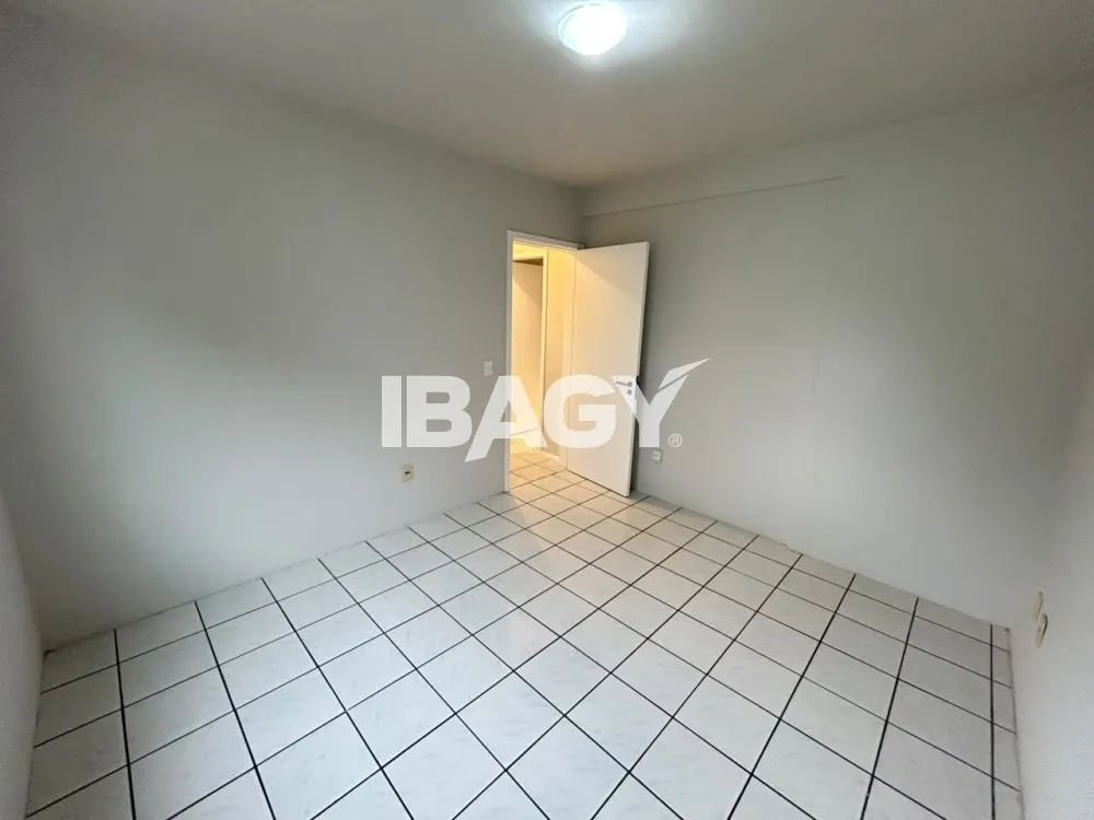 2-bedroom apartment with a gas stove kitchen — photo 8