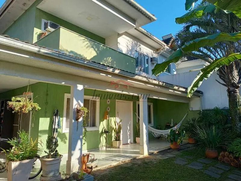 Duplex house with 4 bedrooms and 3 bathrooms and 6 parking spots — photo 9