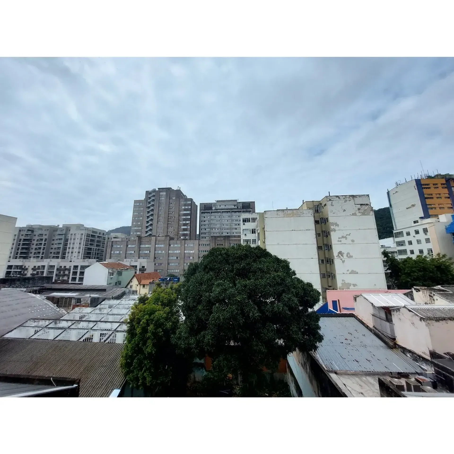 Apartment on the 5th floor with a washing machine — photo 12