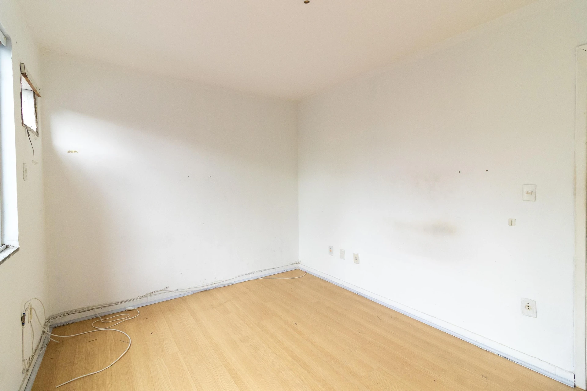 Apartment, 50 m², with wood or laminate floors — photo 21