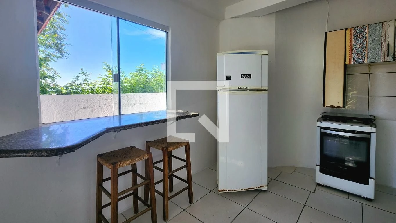 4-bedroom house with a home office in Florianópolis — photo 2