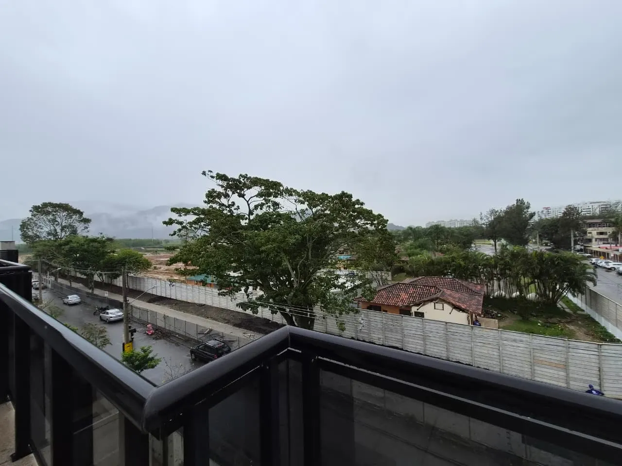 Apartment with 3 bedrooms and 3 bathrooms, balcony and terrace — photo 7