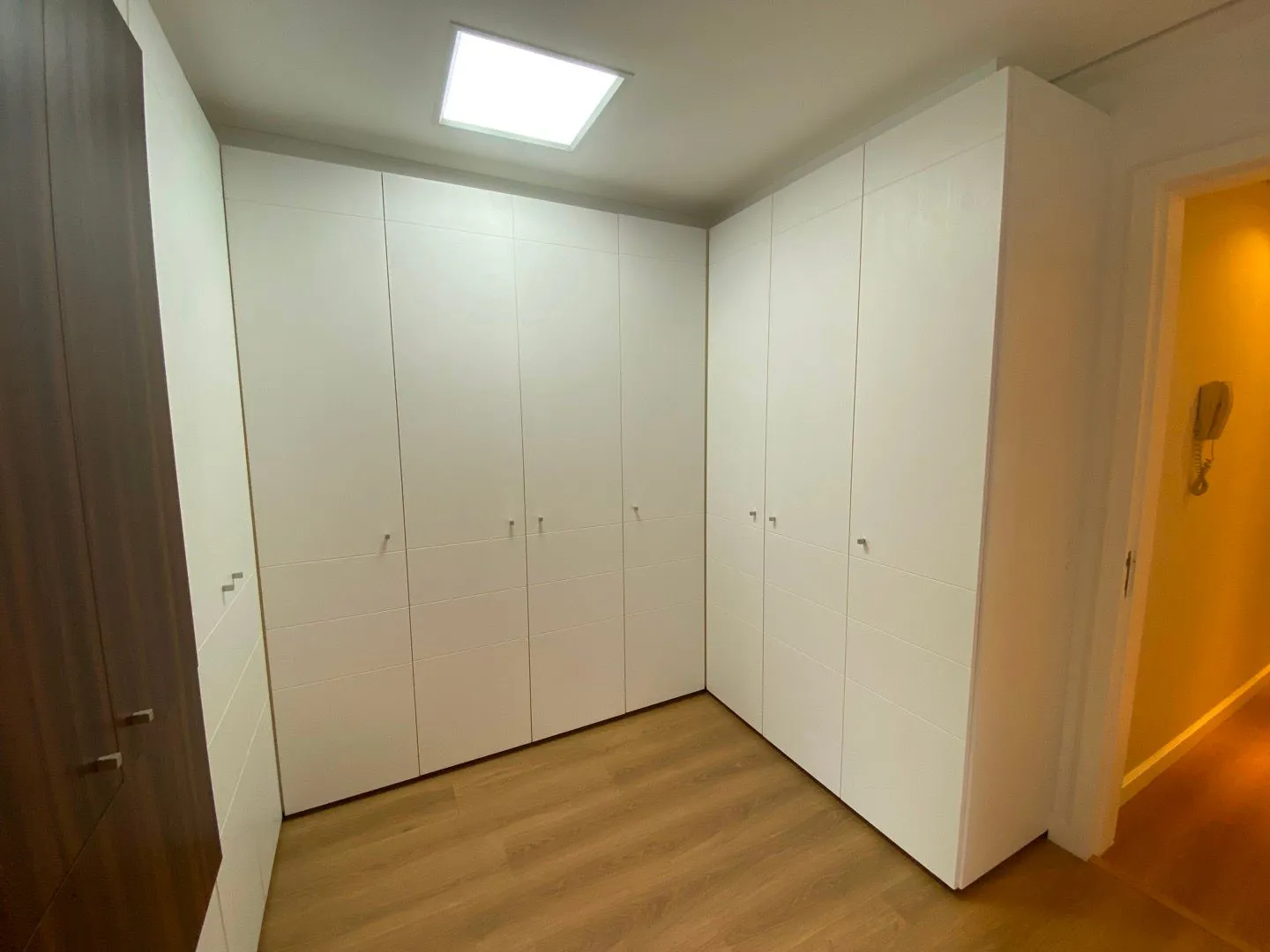 Балкон з грилем та 3 спальні: квартира 397 м² — photo 27
