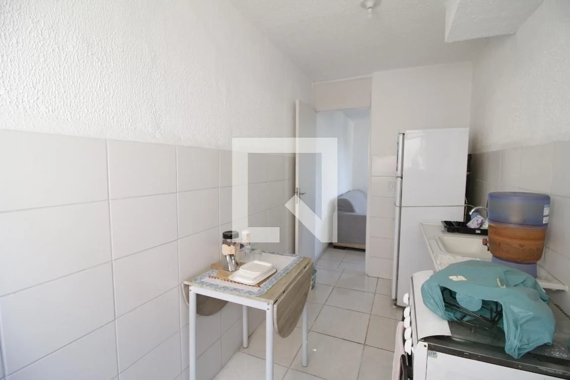Furnished apartment with 2 bedrooms and 1 bathroom — photo 12