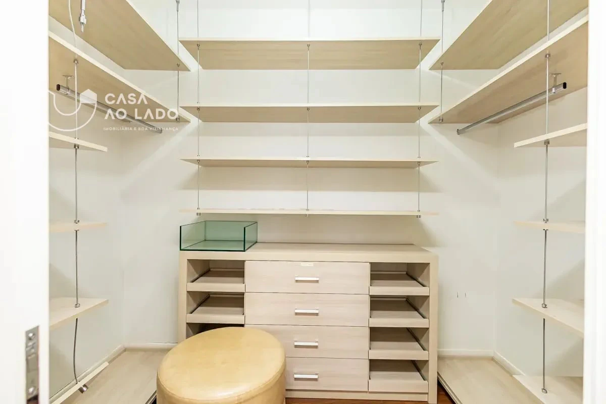 Lavadora y 4 dormitorios: casa de 431 m² — photo 12