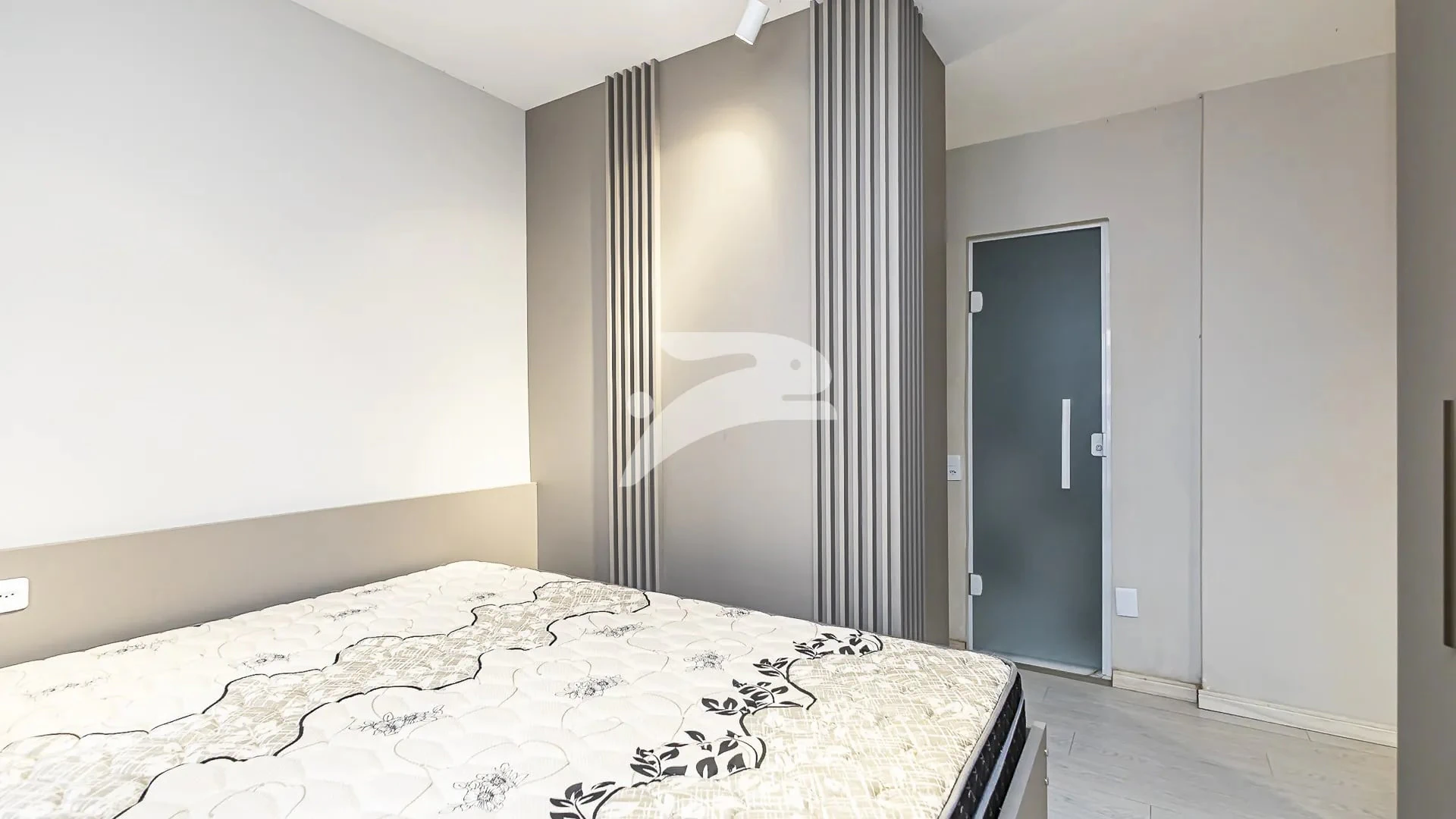 Apartamento mobiliado de 1 quarto com box de vidro — photo 12