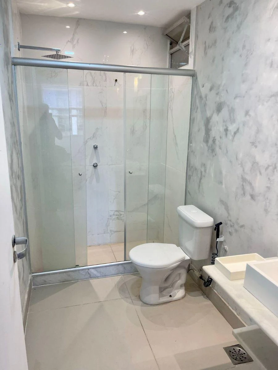 Furnished apartment with 2 bedrooms and 1 bathroom — photo 19