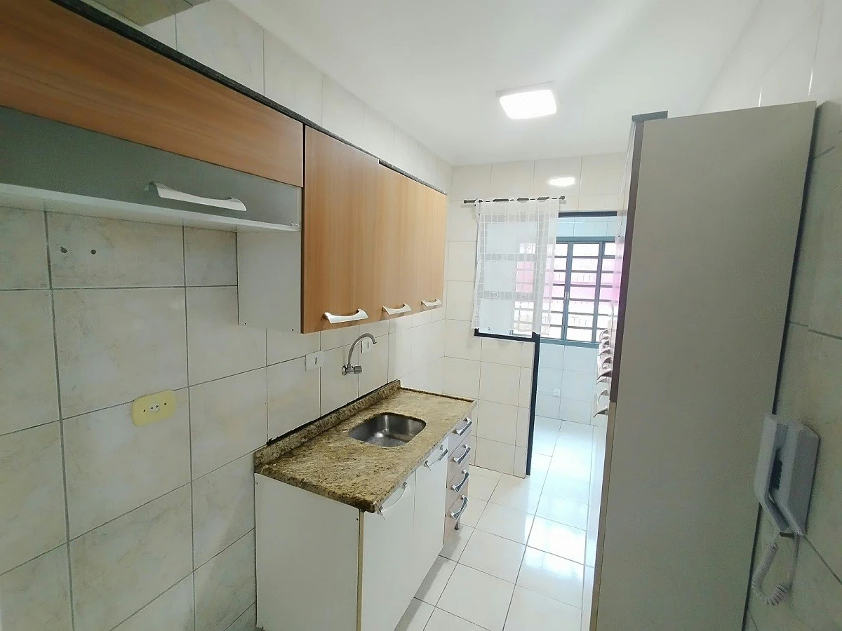 One-bedroom, 63 m² apartment in Curitiba — photo 2