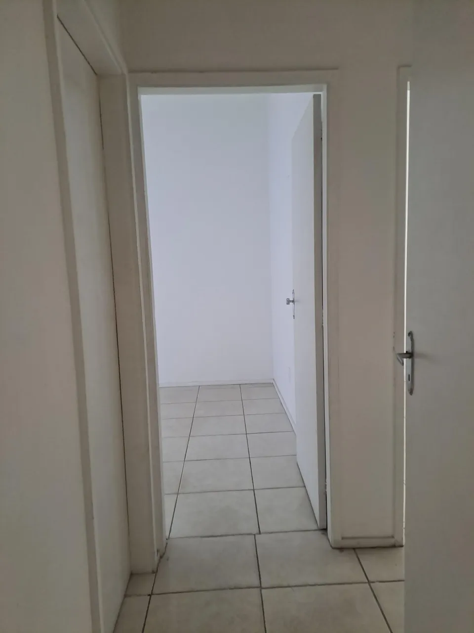 Unfurnished apartment with 5 bedrooms and 5 bathrooms — photo 7