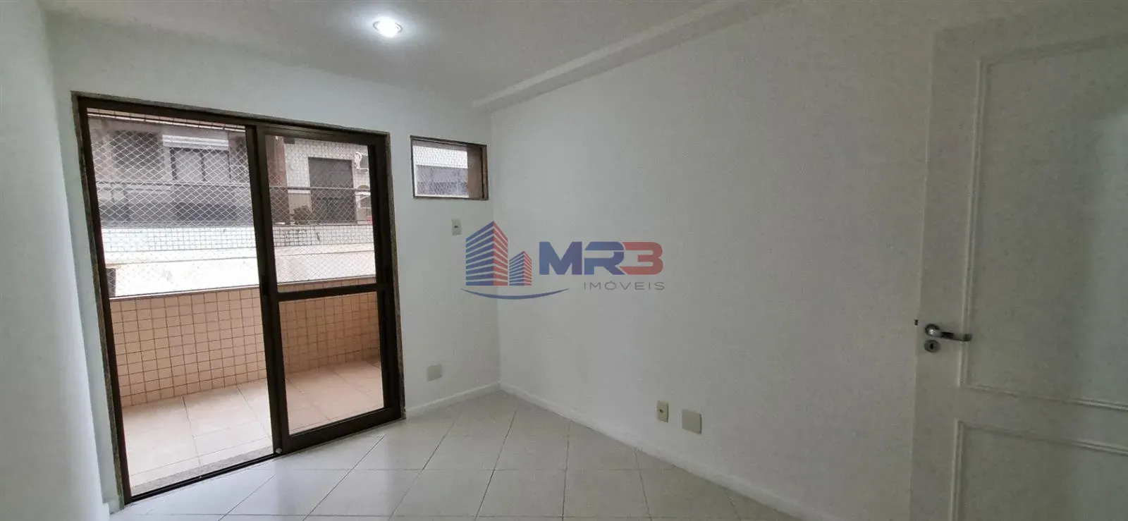 Apartamento de 3 quartos com suíte e cozinha a gás — photo 17
