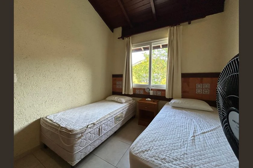 Condominium house with 2 bedrooms and 2 bathrooms — photo 12