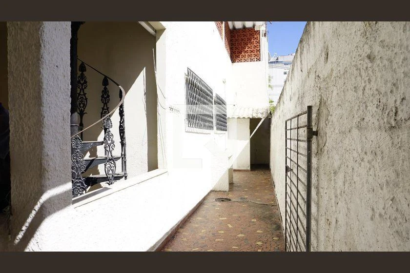 Rental house with 3 bedrooms, 480 m² and 2 parking spots — photo 36
