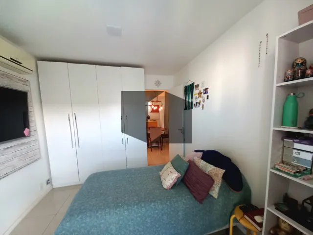 Furnished apartment with open-plan kitchen and 3 bedrooms — photo 20