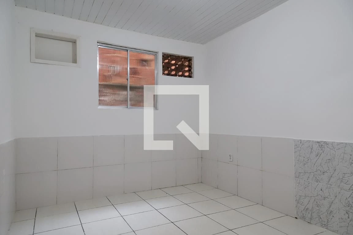Apartment for rent with 1 bedroom and glass shower — photo 3