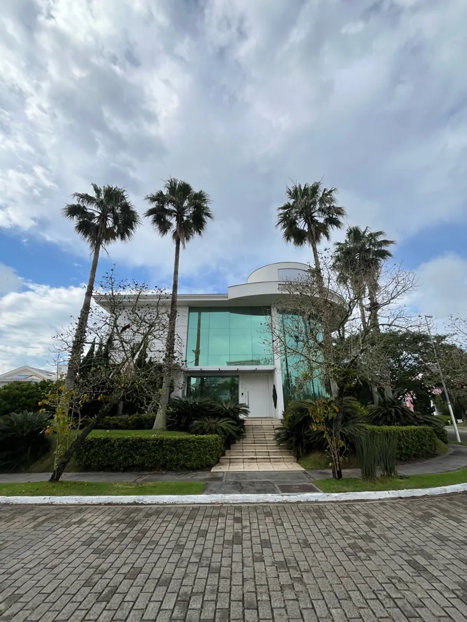 5-bedroom house with a bathtub in Florianópolis — photo 6