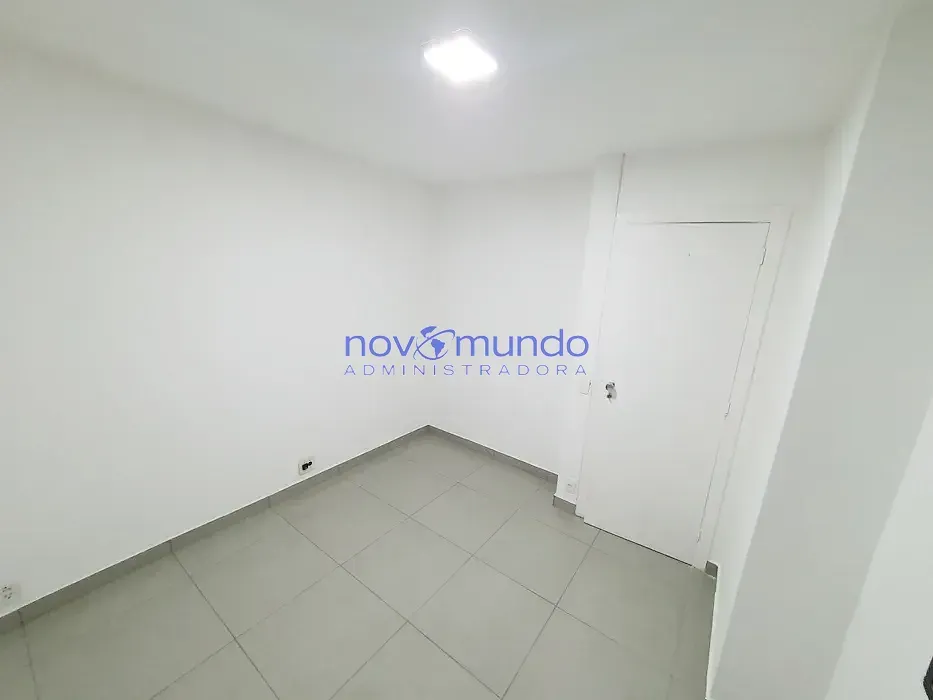 Unfurnished 3-bedroom apartment with 2 parking spaces — photo 14
