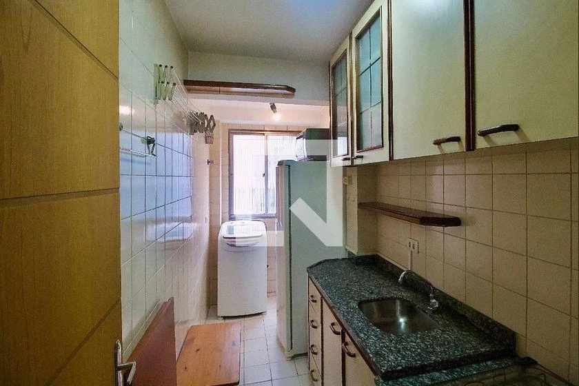 3-bedroom apartment with a home office in Curitiba — photo 2