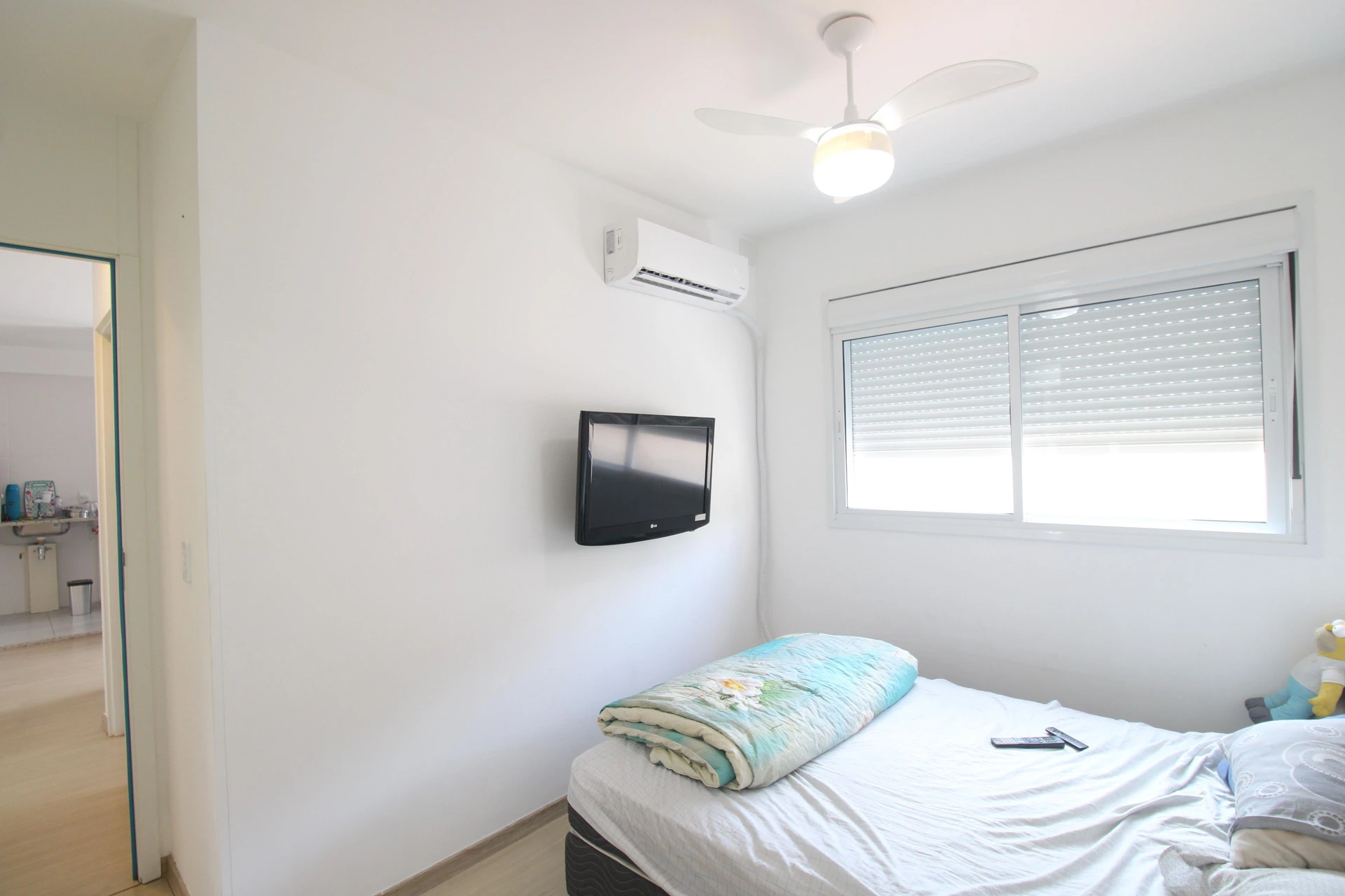 Apartamento mobiliado com 2 quartos e varanda — photo 12