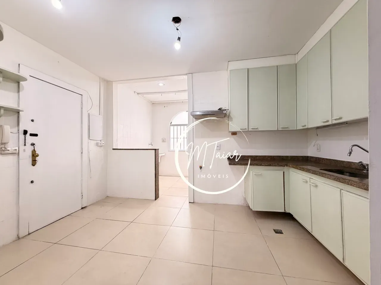 Рабочее место и 4 спальни: квартира 145 м² — photo 7