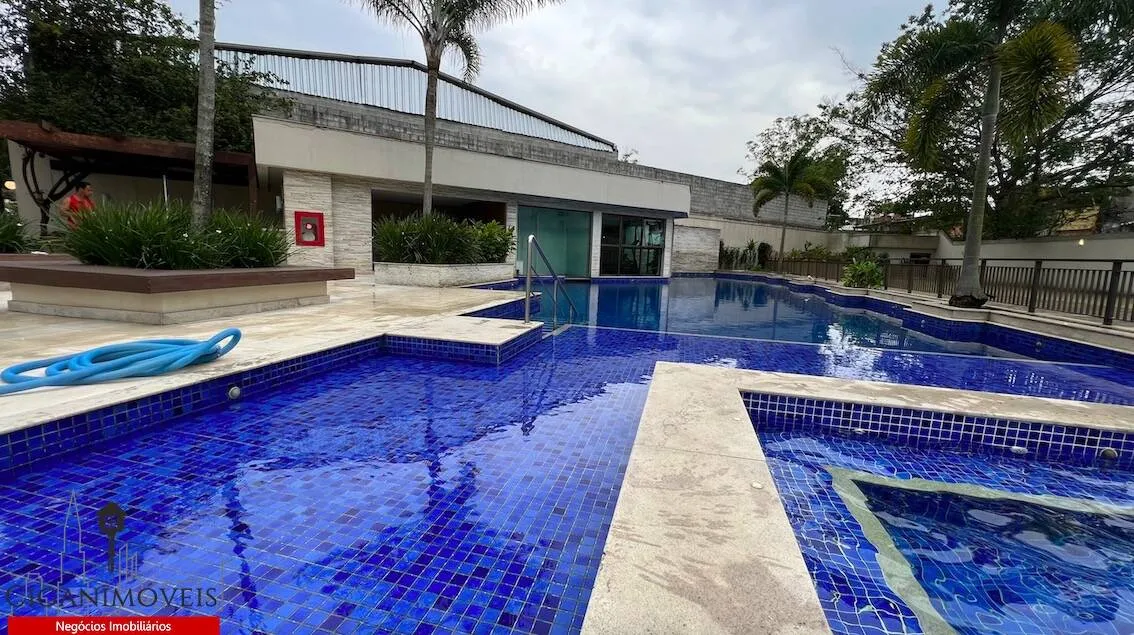 Apartment on the 14th floor with a jacuzzi — photo 26