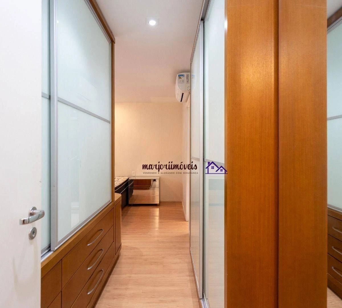 Washing machine in a 3-bedroom apartment, 118 m² — photo 20