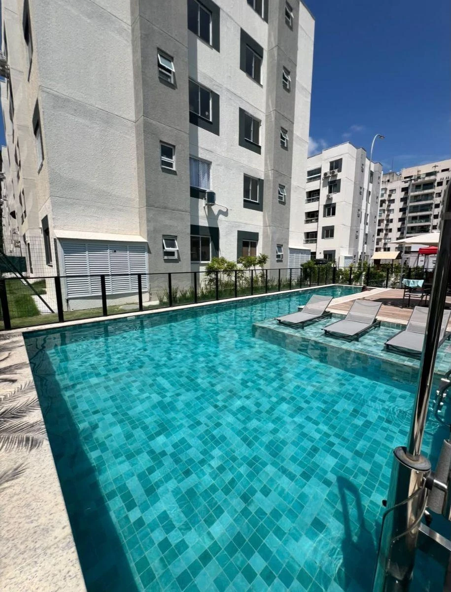 2-bedroom apartment in a building with a pool — photo 6