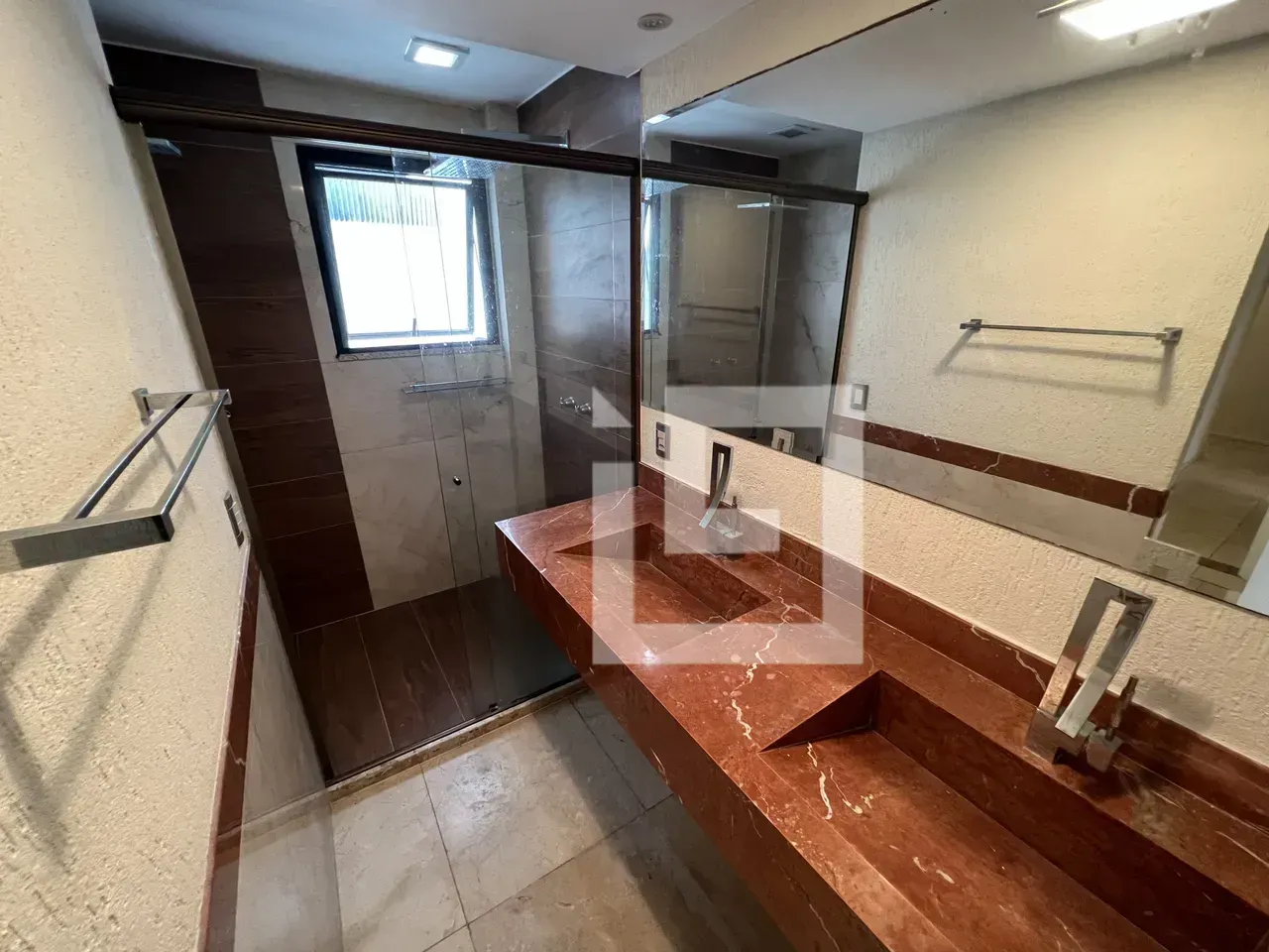 Apartamento com 3 quartos e varanda fechada — photo 8