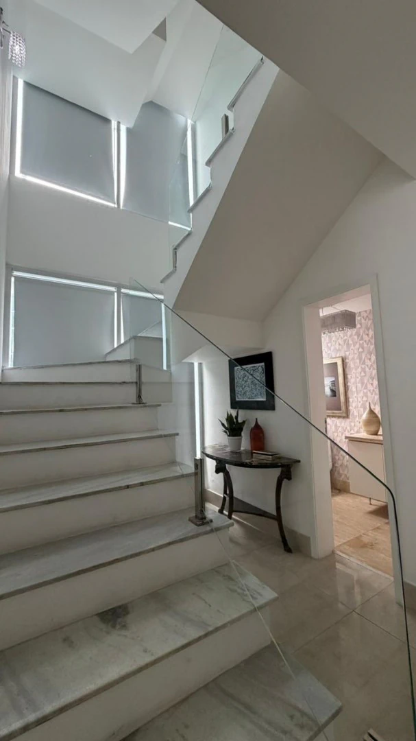 Casa triplex com 6 quartos e piscina, 1 suíte — photo 15