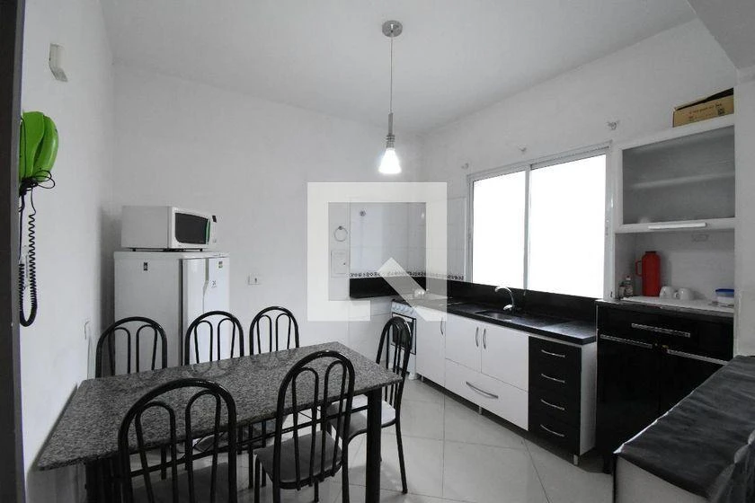 Apartment with wood floors, 2 bedrooms and 130 m² — photo 12