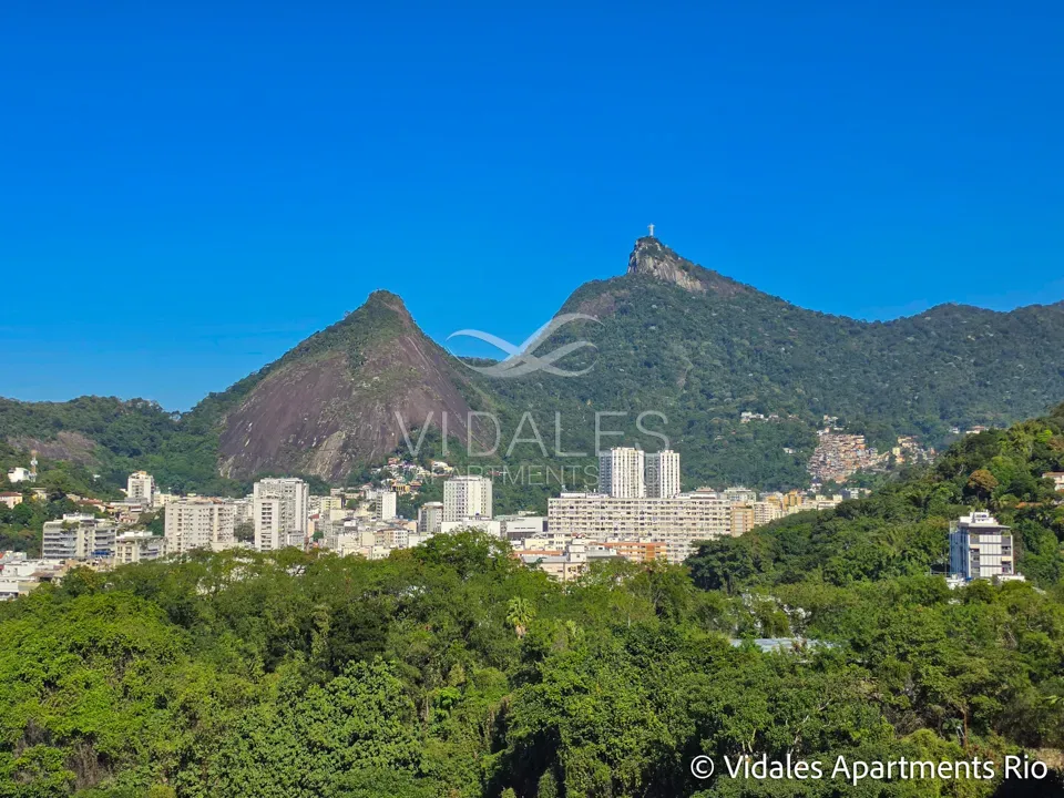 Furnished 715 m² apartment with 4 en-suite bedrooms — photo 67