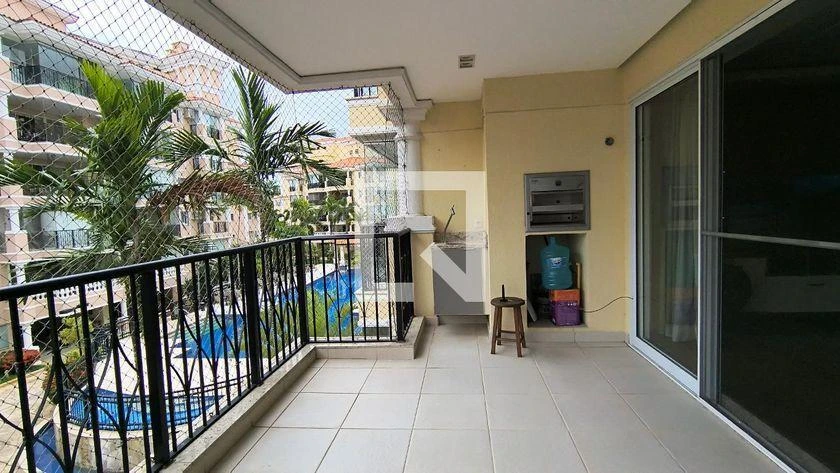 3-bedroom apartment in a building with a gym — photo 19