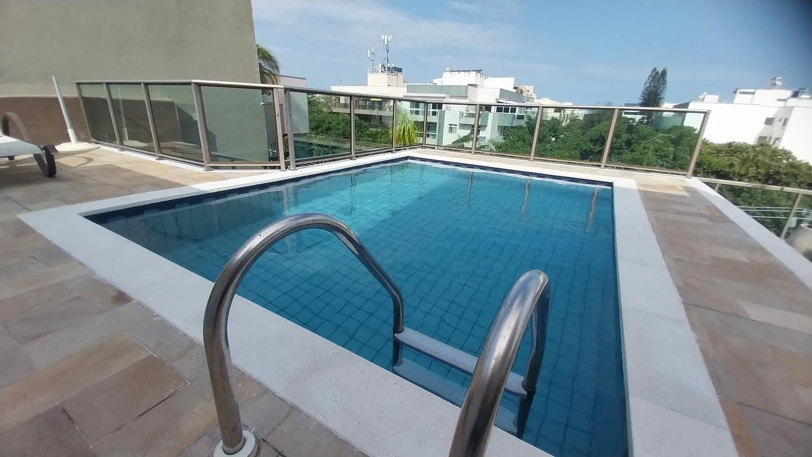Unfurnished apartment with 4 bedrooms and 5 bathrooms — photo 10
