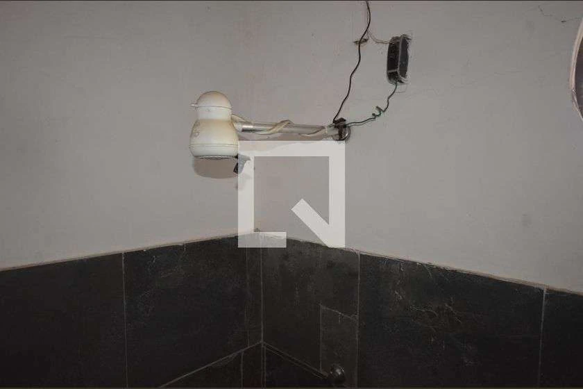 1-bedroom apartment with an electric shower — photo 4