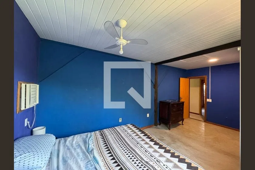 Casa de 4 dormitorios y 3 baños, 490 m² en total — photo 13