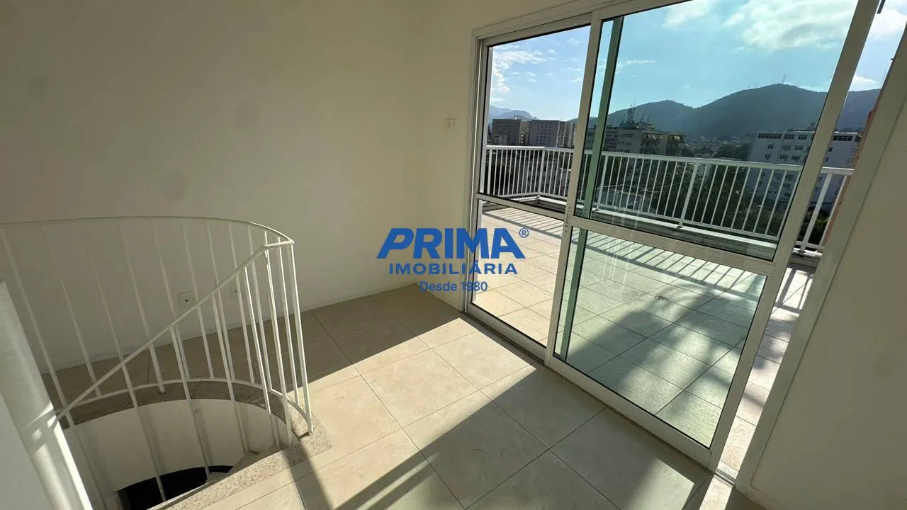 2-bedroom apartment with a mountain view in Rio de Janeiro — photo 13