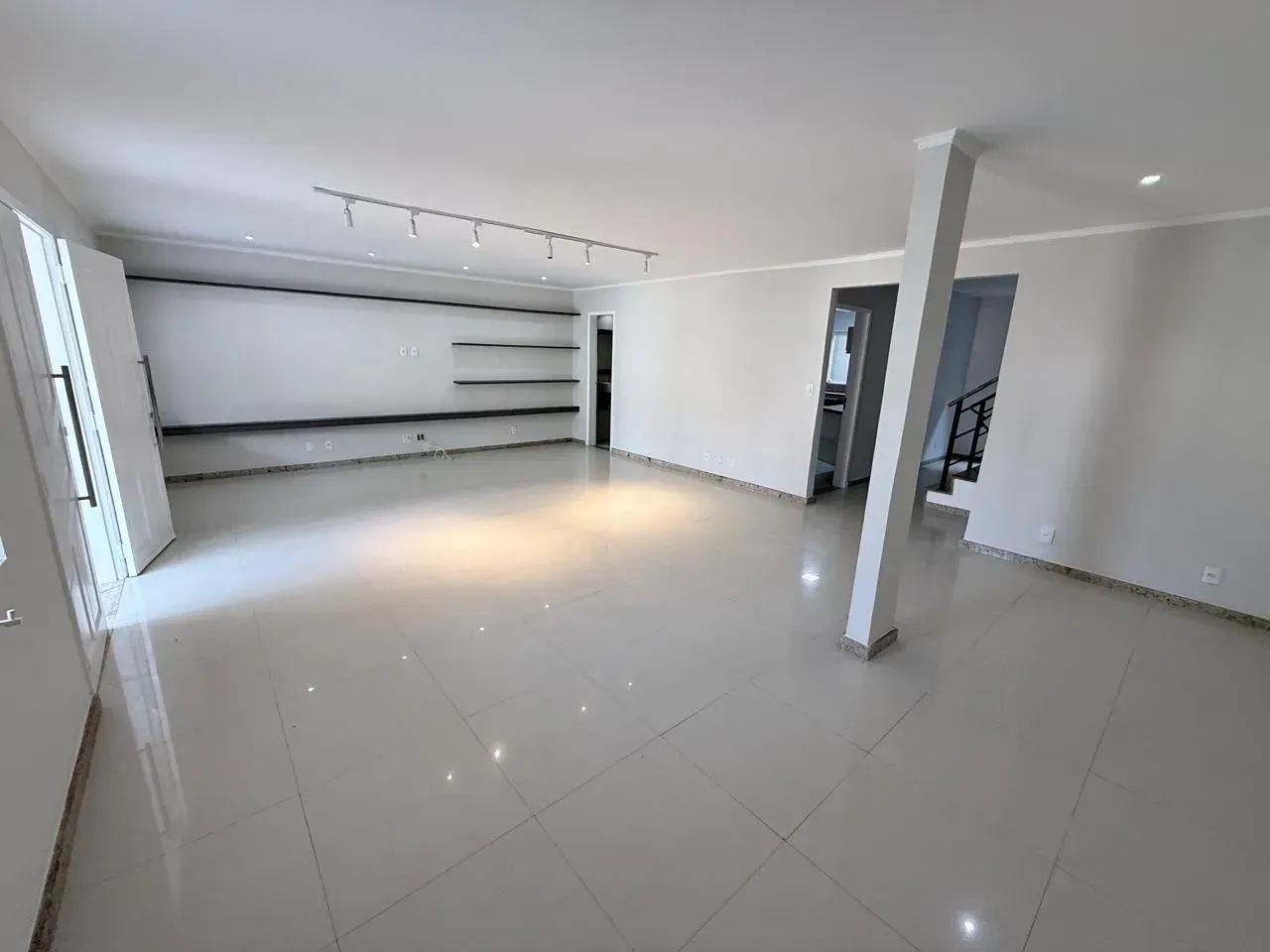 4 quartos e closet: casa de 280 m² — photo 5