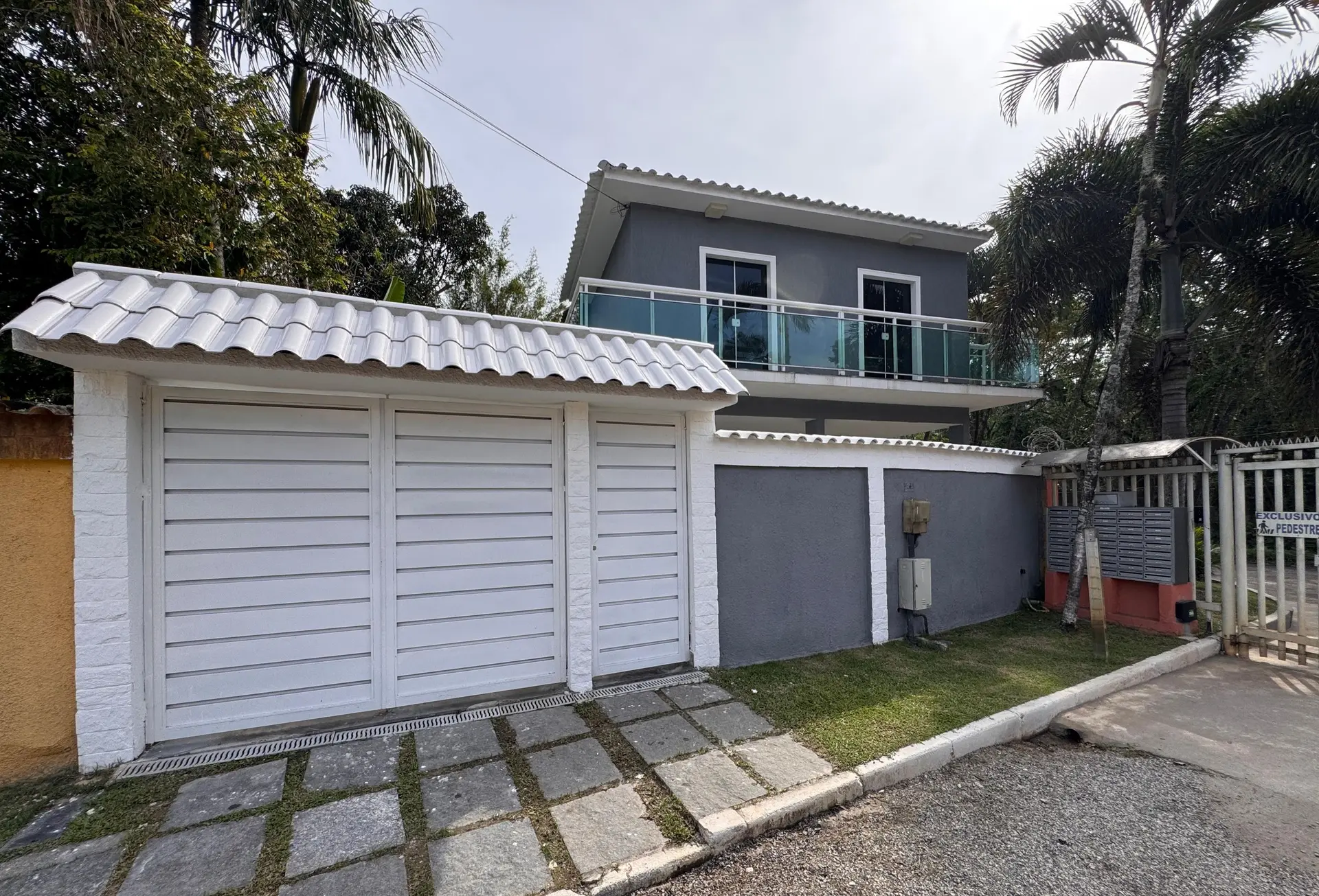 3-bedroom house with a walk-in closet in Rio de Janeiro — photo 55