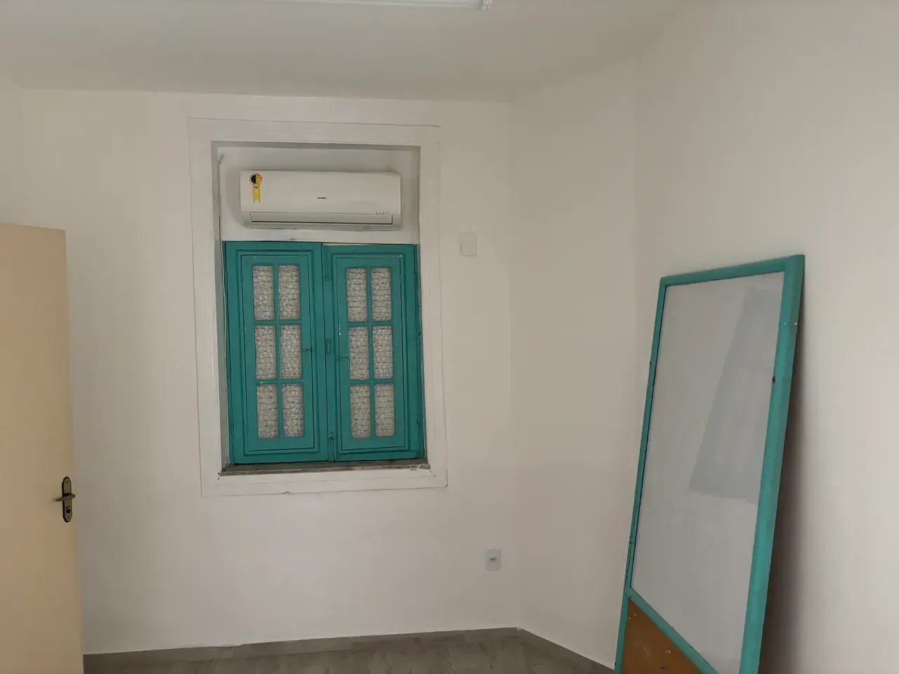 Rental house with 5 bedrooms and 215 m² — photo 8