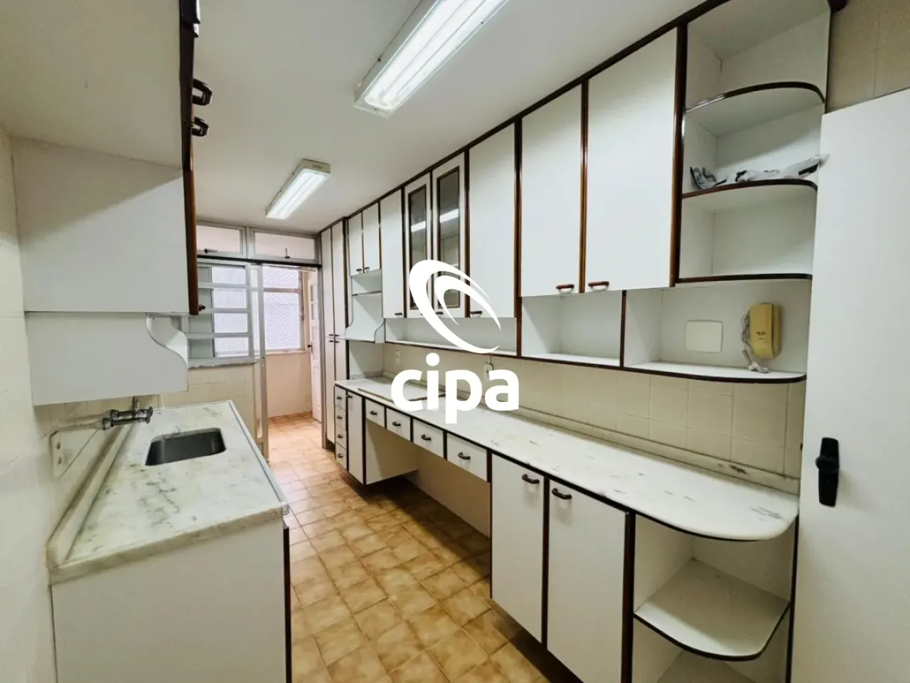 Apartamento com 2 quartos e varanda envidraçada — photo 3