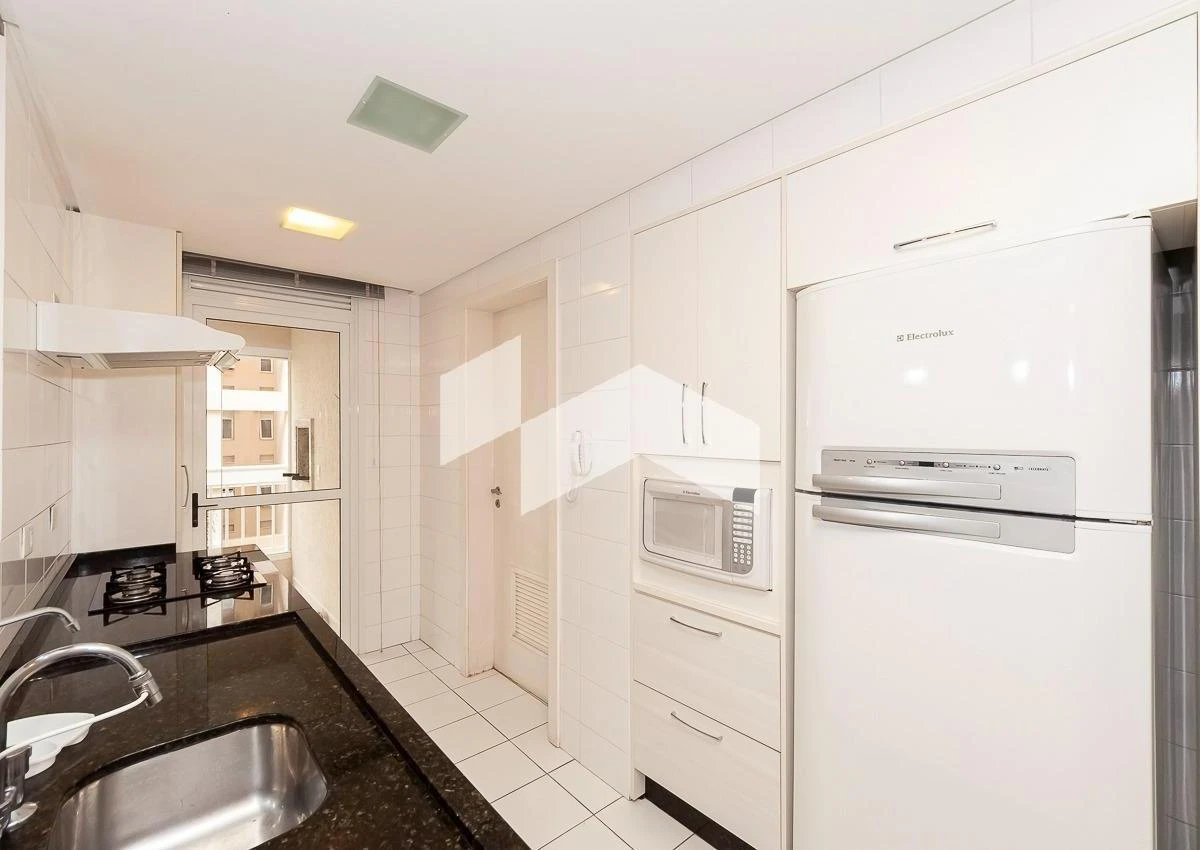 Стиральная машина и 2 спальни: квартира 71 м² — photo 13