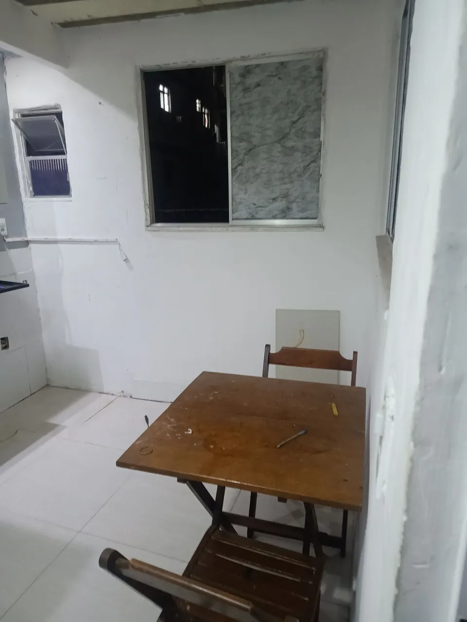 1 quarto e piso de madeira ou laminado: apartamento de 28 m² — photo 11