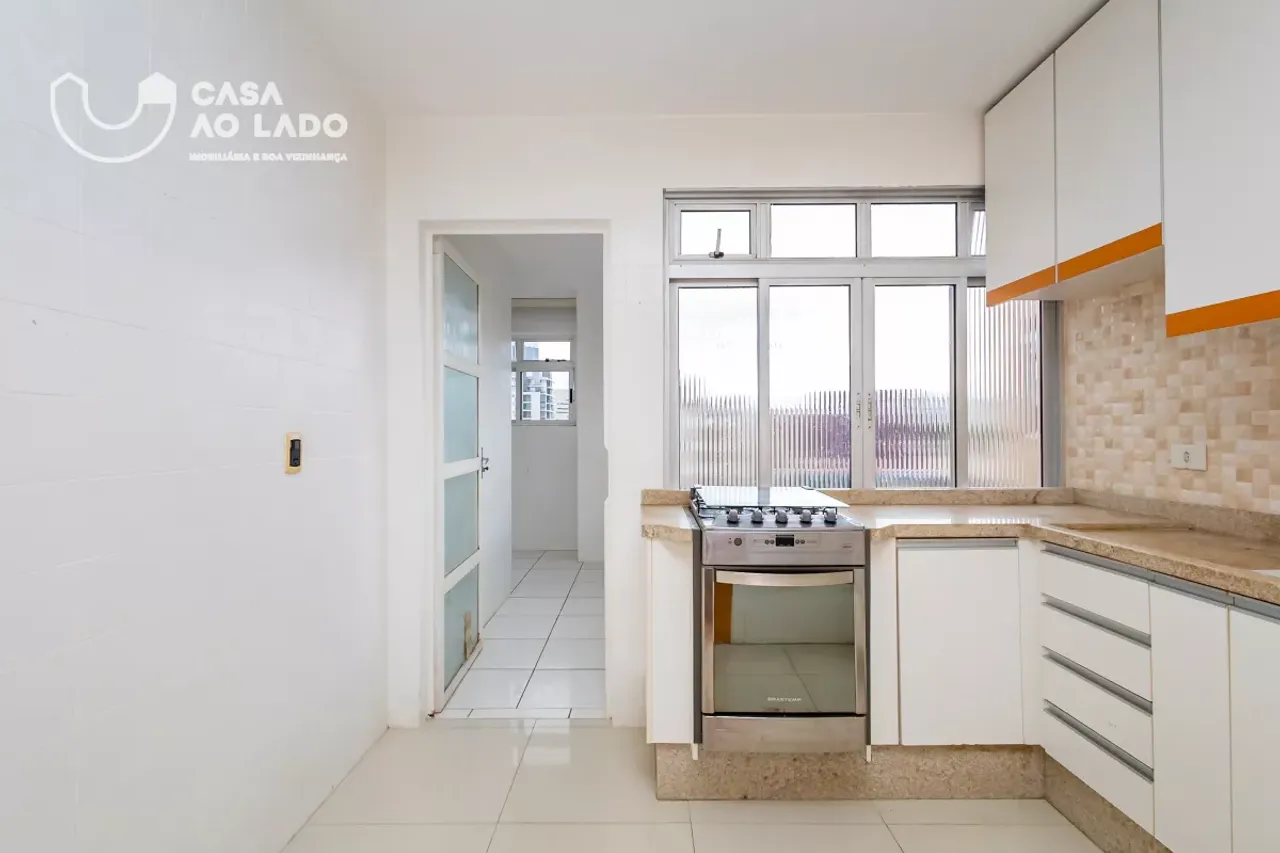 3-bedroom apartment with en-suite bathroom and 1 parking spot — photo 7