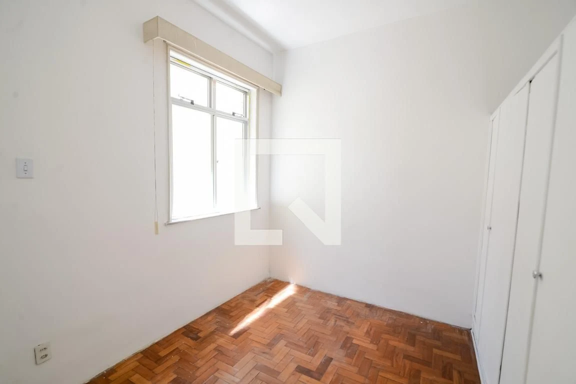Apartamento com piso de madeira ou laminado, Maracanã — photo 24