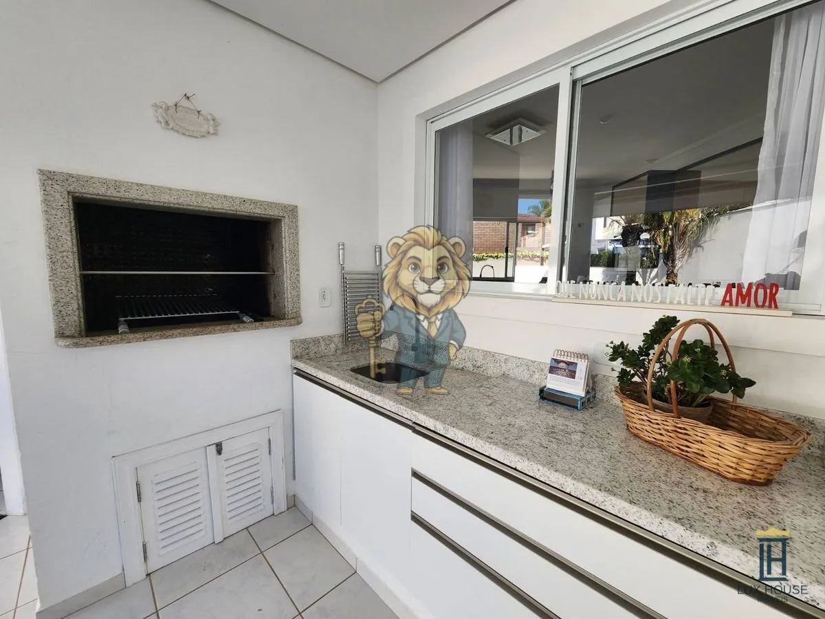 Casa de 4 dormitorios con balcón gourmet en Florianópolis — photo 25