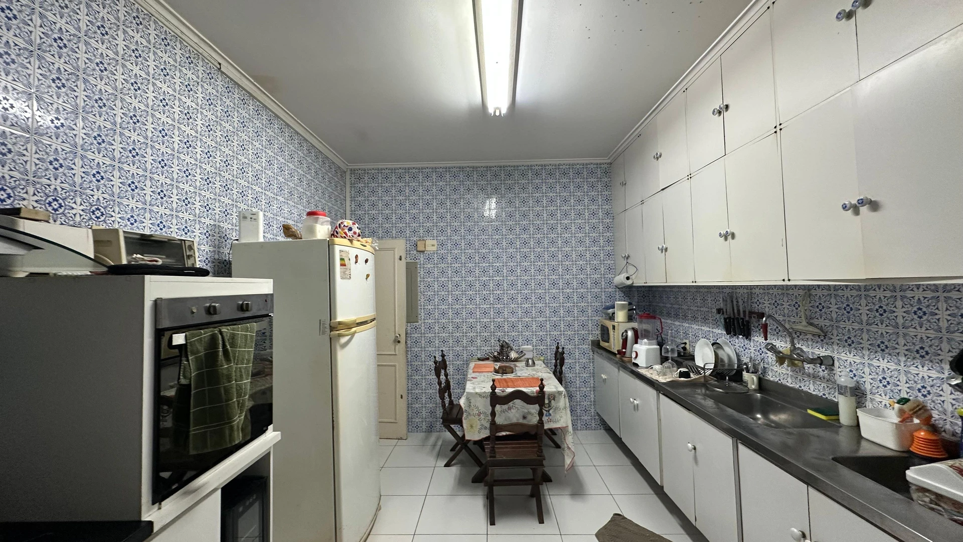 200 m² apartment with a washing machine and a home office — photo 12