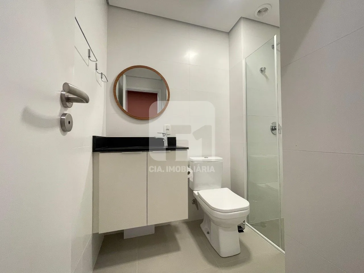 Furnished 45 m² studio with 1 bedroom and open kitchen — photo 8