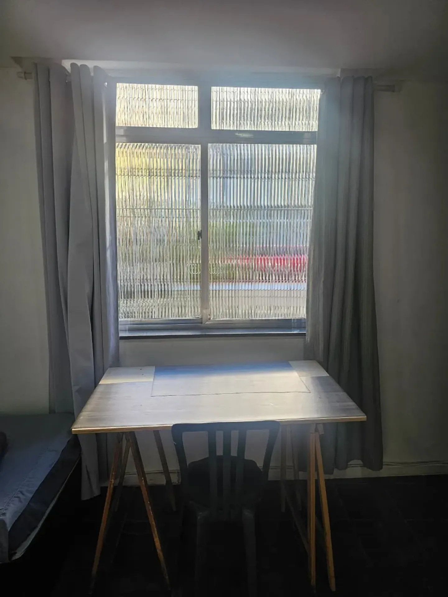 Furnished 2-bedroom apartment with a gas mini-kitchen — photo 17