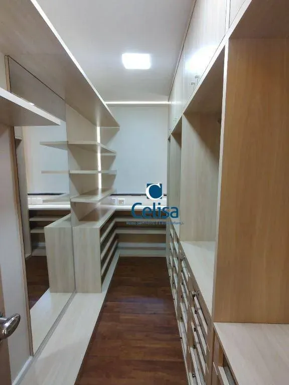 Furnished 294 m² apartment with a balcony grill — photo 8
