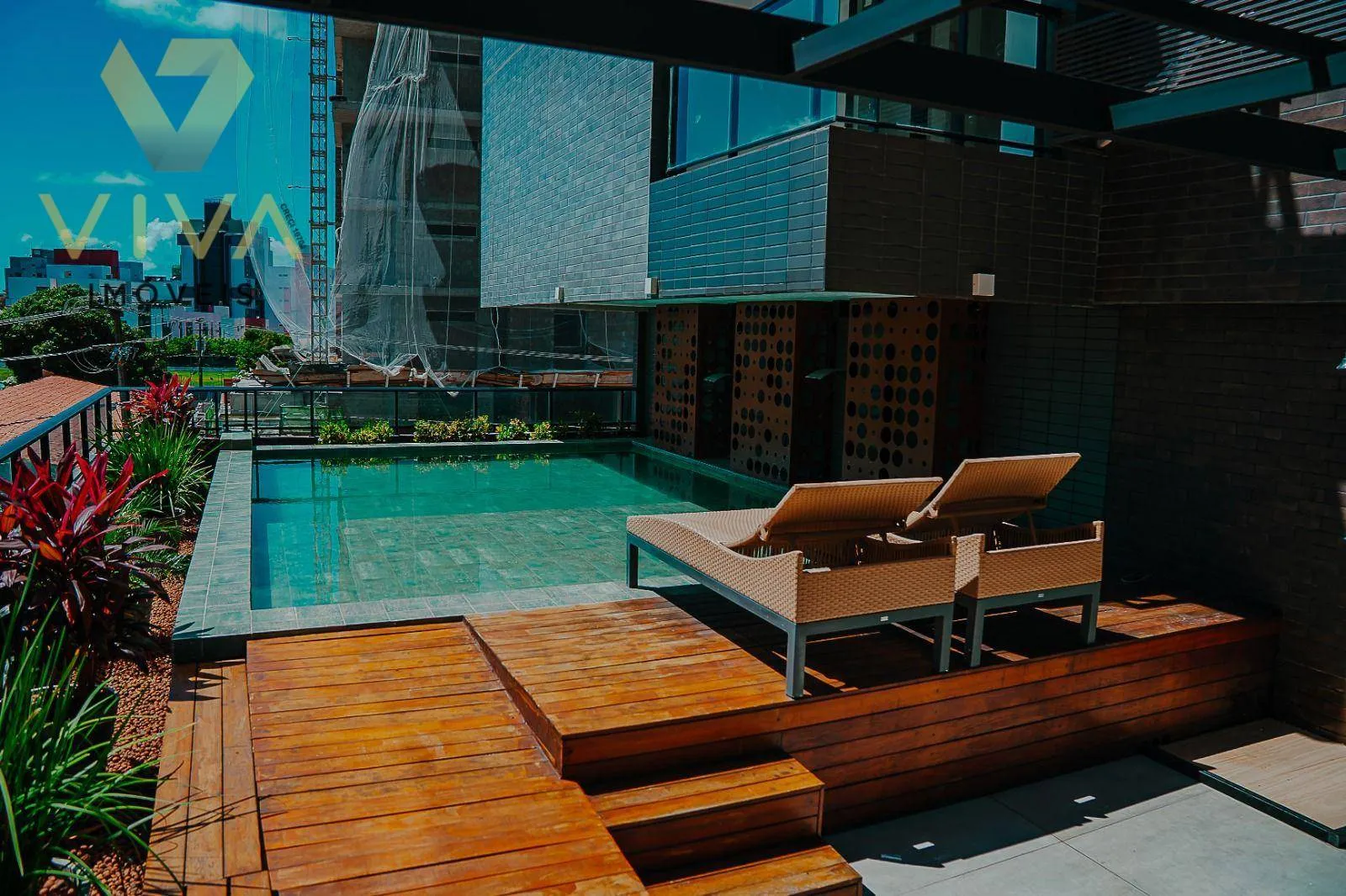 3-bedroom apartment with 1 en-suite and a balcony