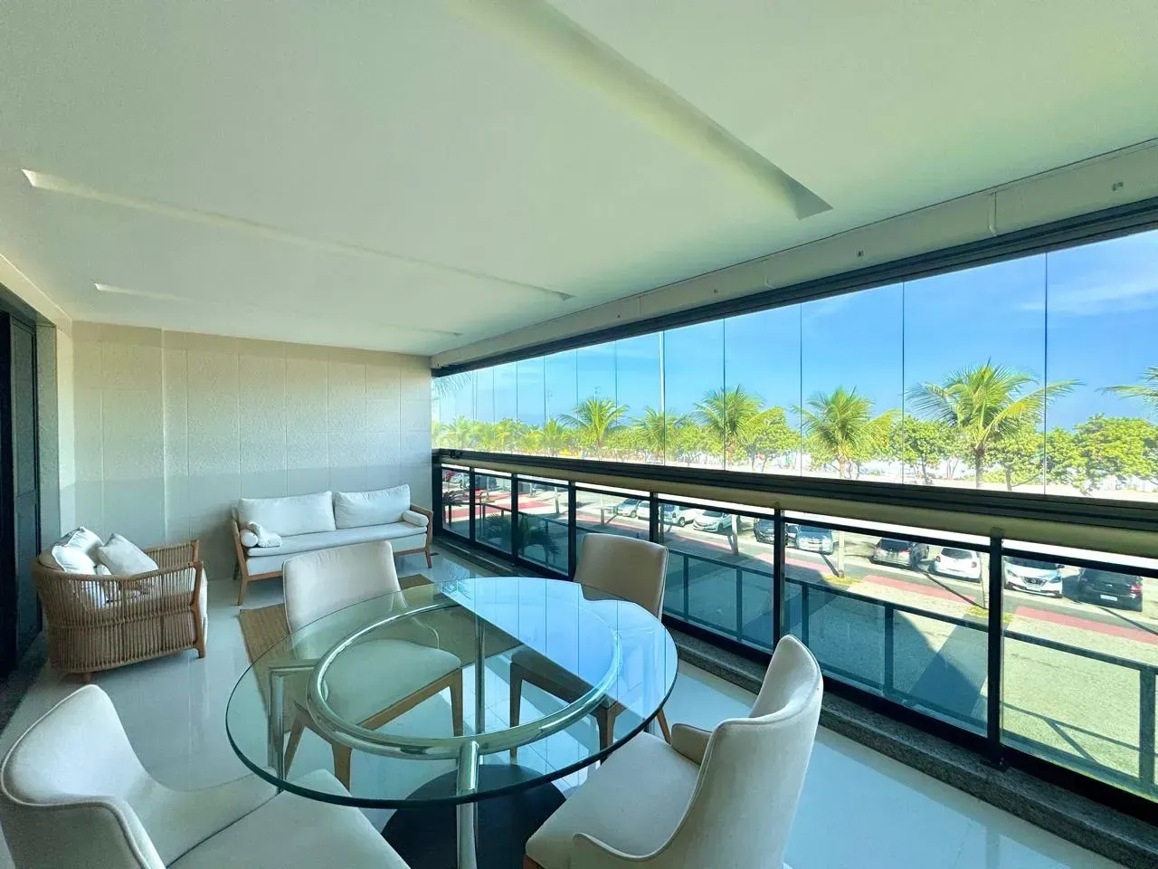 4-bedroom apartment in a building with a heated pool — photo 10